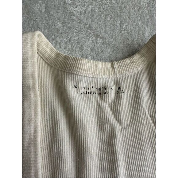 Abercrombie white ribbed tank top size medium - Picture 4 of 5